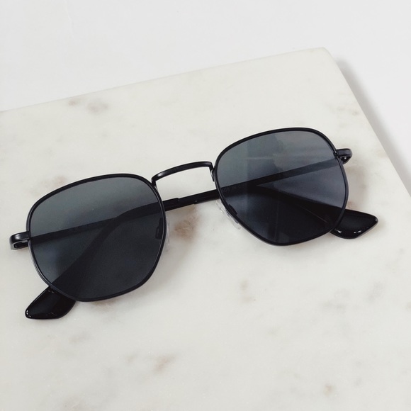 Last 1✨🆕Indio Black Aviator Sunnies AJ Morgan - Picture 4 of 8